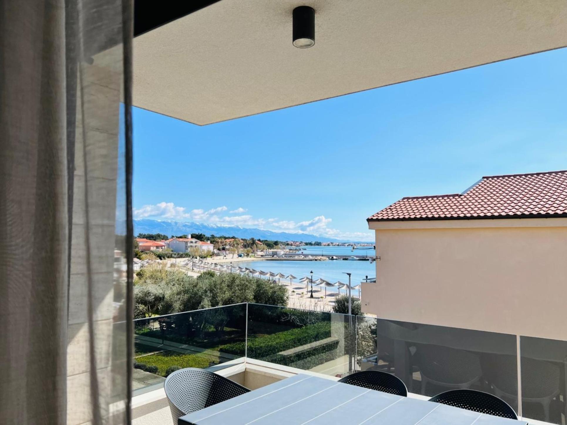 Apartments The Beach Resort Vir Bagian luar foto