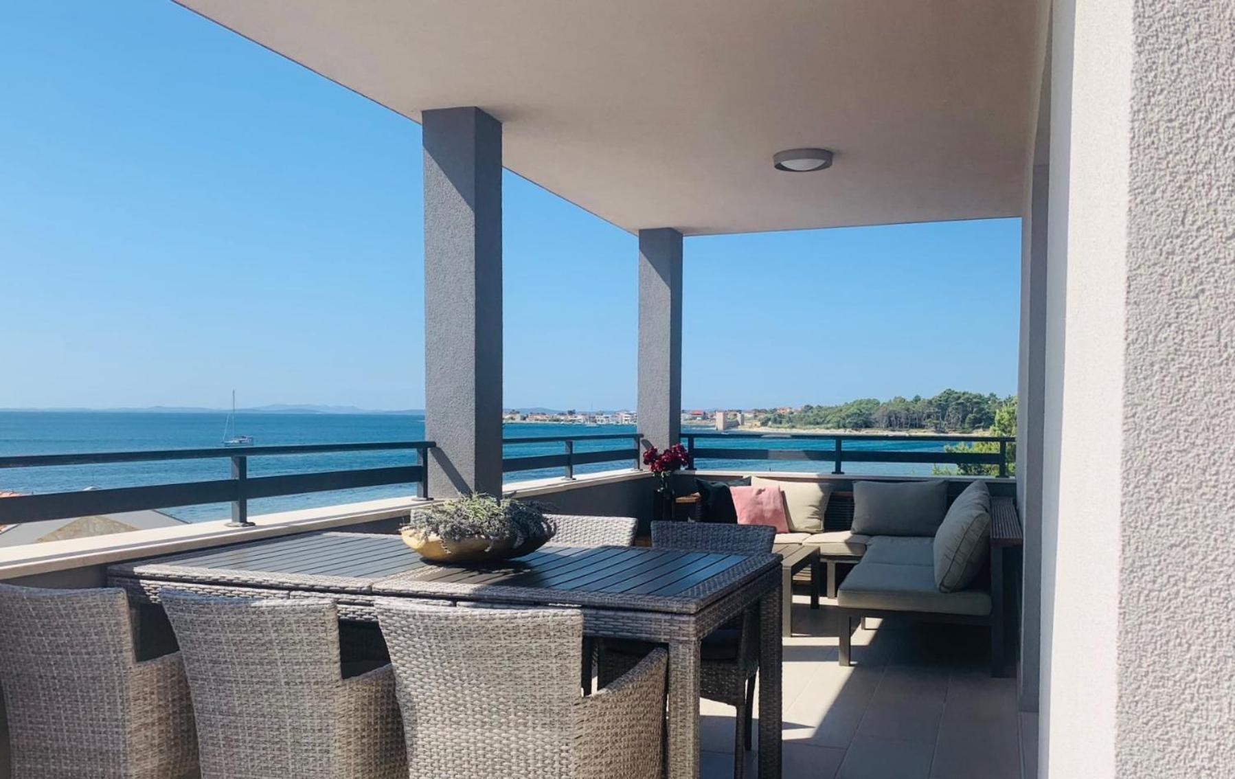 Apartments The Beach Resort Vir Bagian luar foto