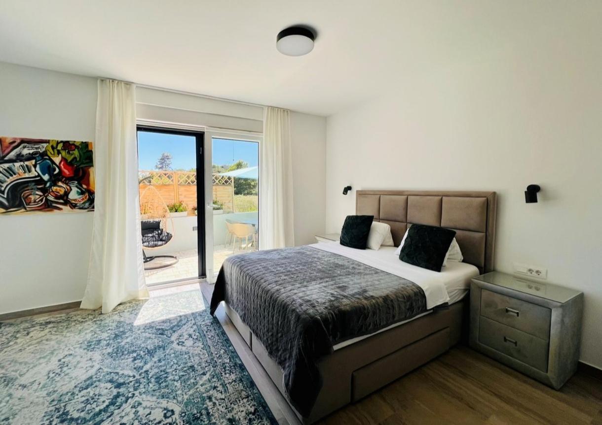 Apartments The Beach Resort Vir Bagian luar foto