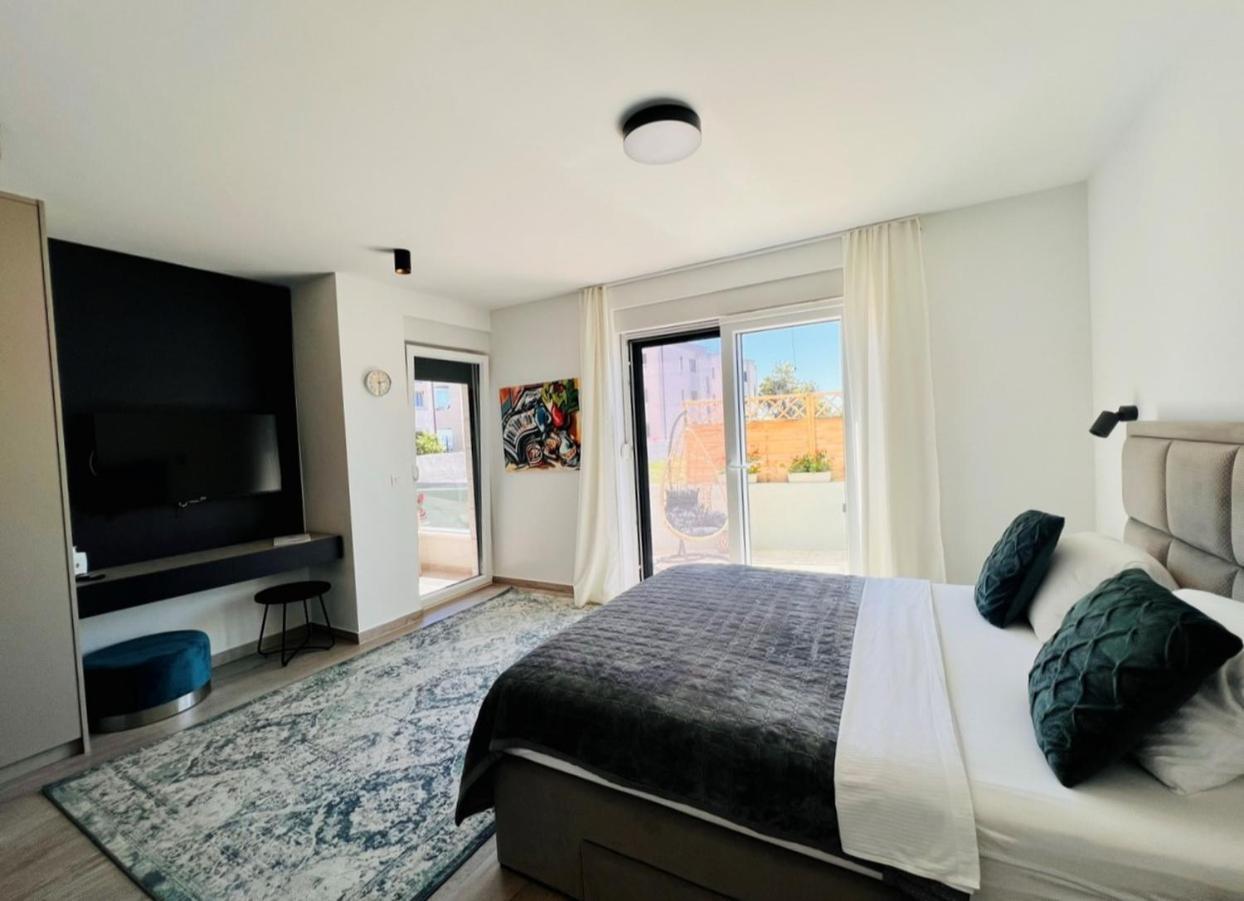 Apartments The Beach Resort Vir Bagian luar foto