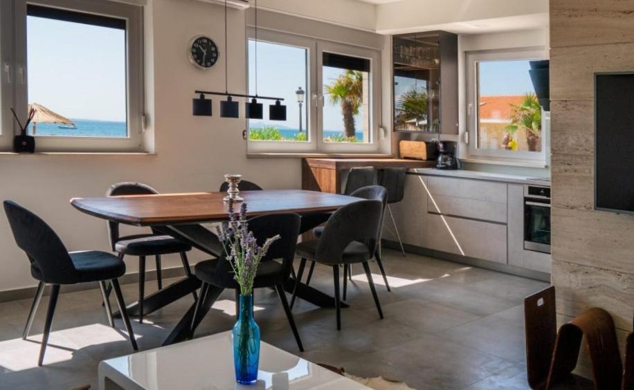 Apartments The Beach Resort Vir Bagian luar foto