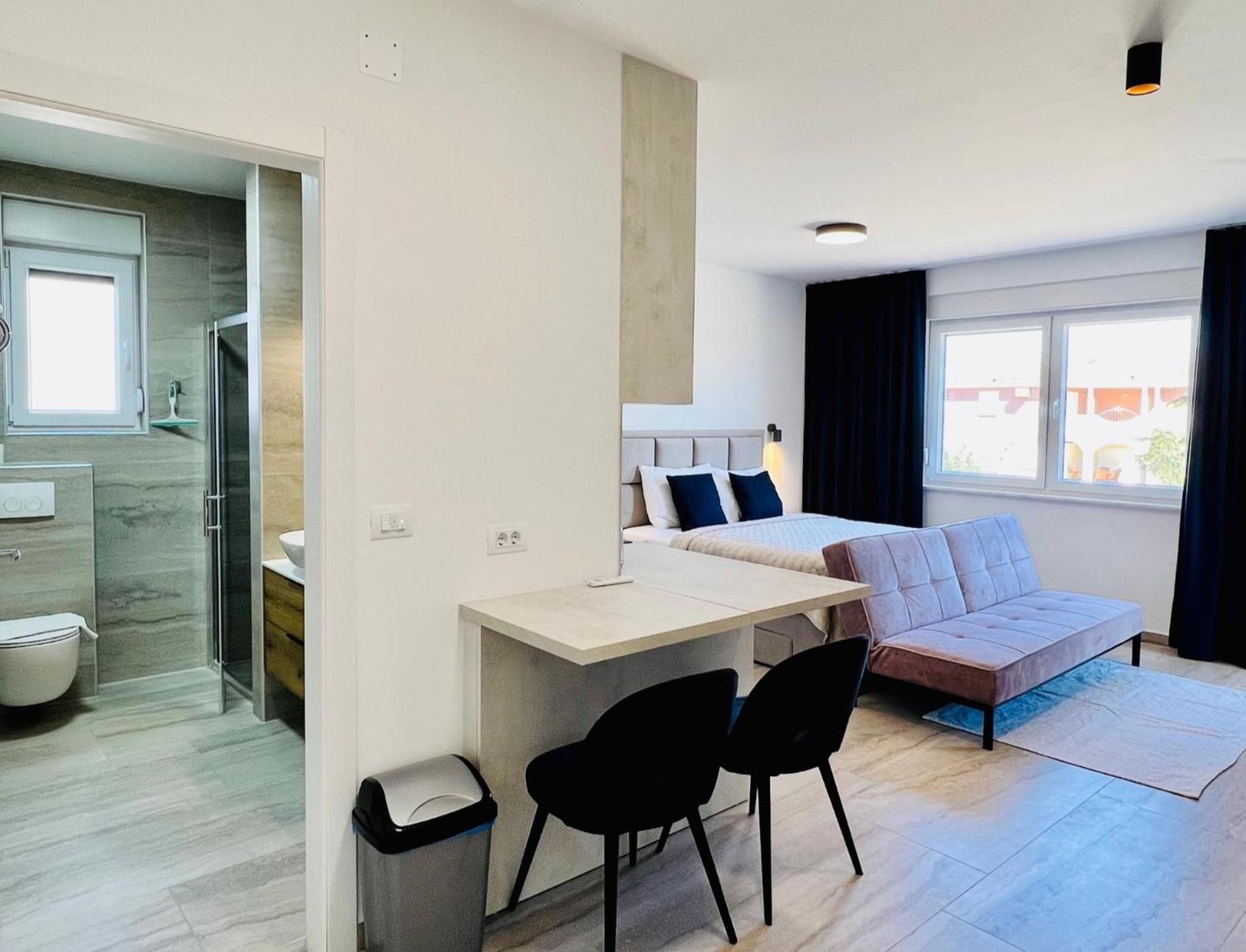 Apartments The Beach Resort Vir Bagian luar foto
