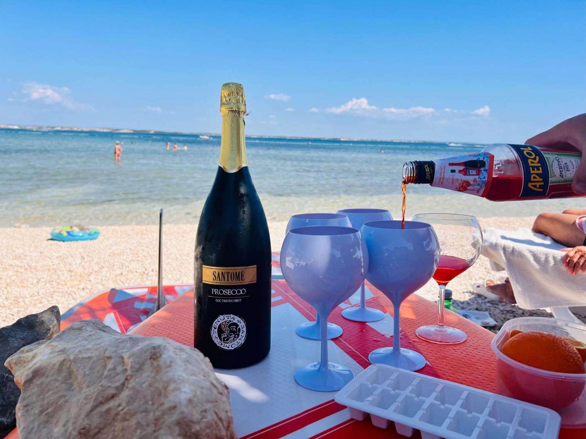 Apartments The Beach Resort Vir Bagian luar foto